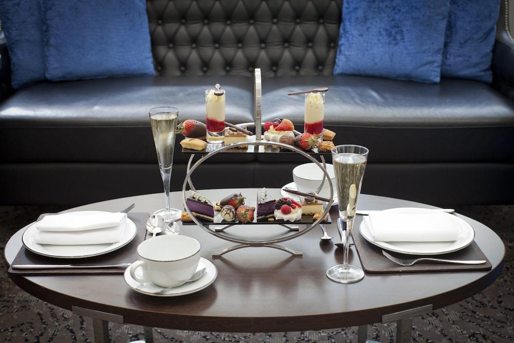 Leonardo Royal Tower Bridge 4* Londra